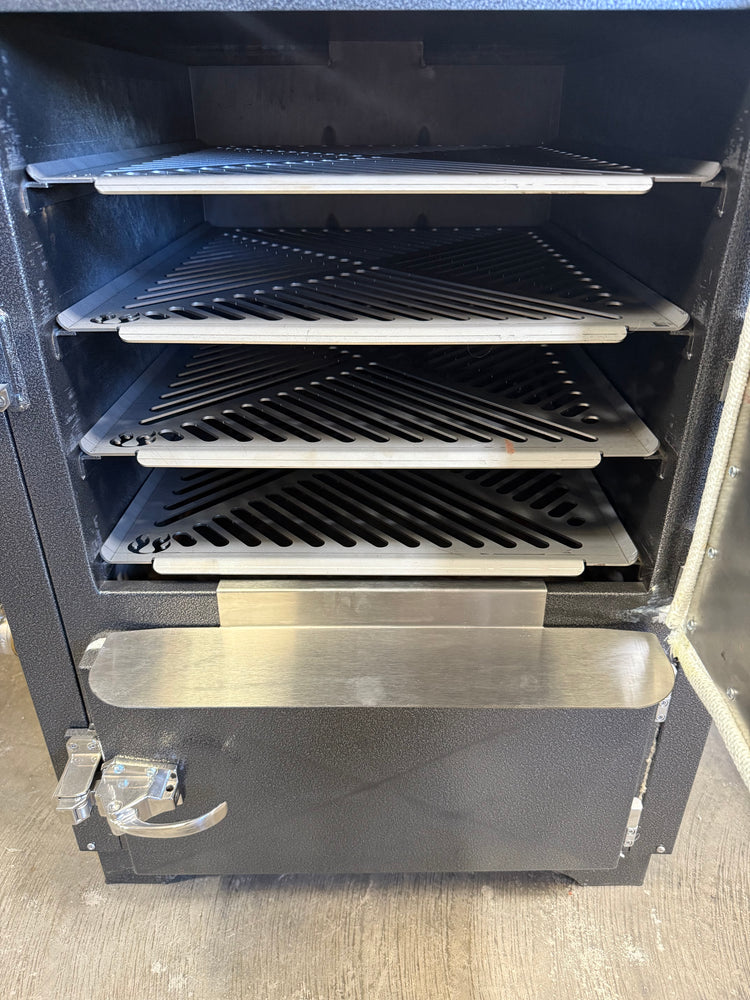 Backwoods Chubby/Blue Bayou Smokers Lil Bayou Grease Shield interior showcasing shelves for grilling and smoking.