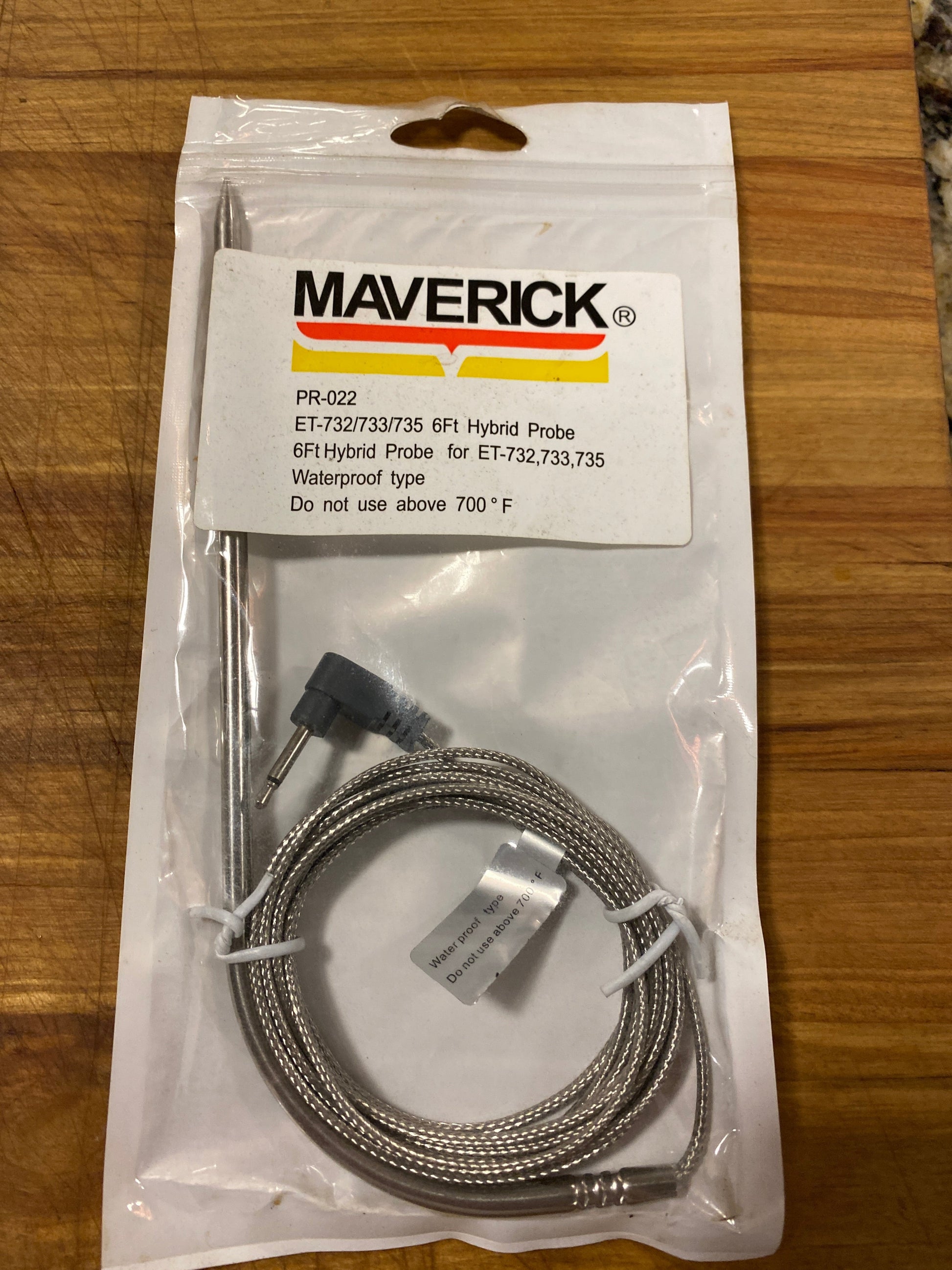 Maverick 6’ hybrid Thermometer probe for ET-732/733/735, ideal for grills, smokers, and cookers accessories.