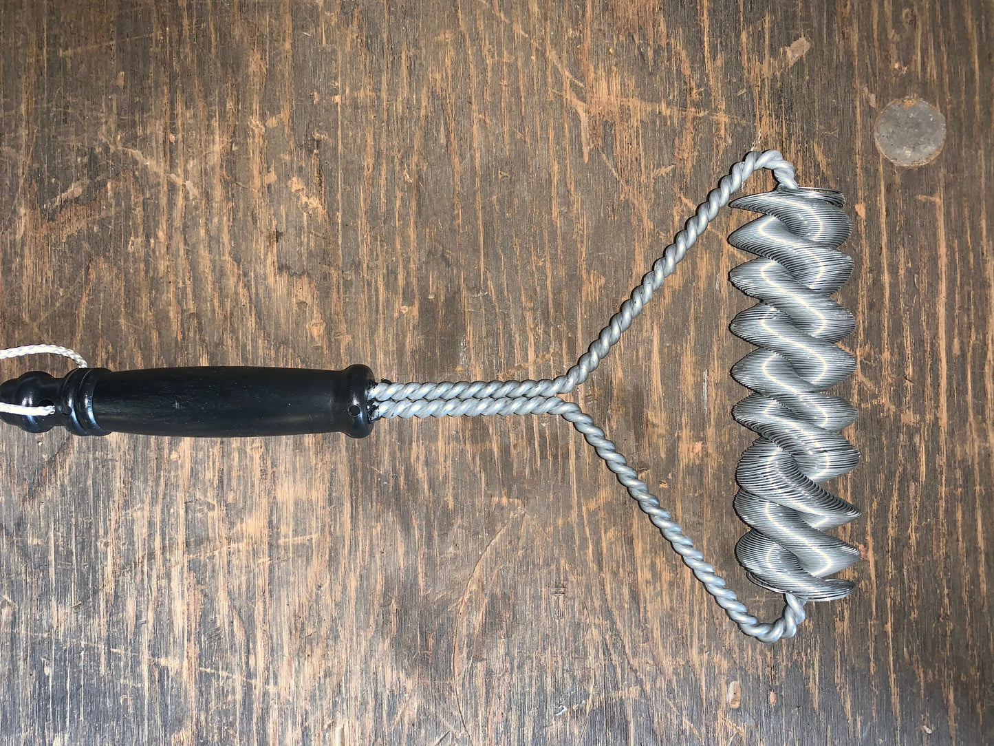 Brushtech 12” quad spring safety double-helix Bristle free BBQ grill brush #B409C for easy grill cleaning.