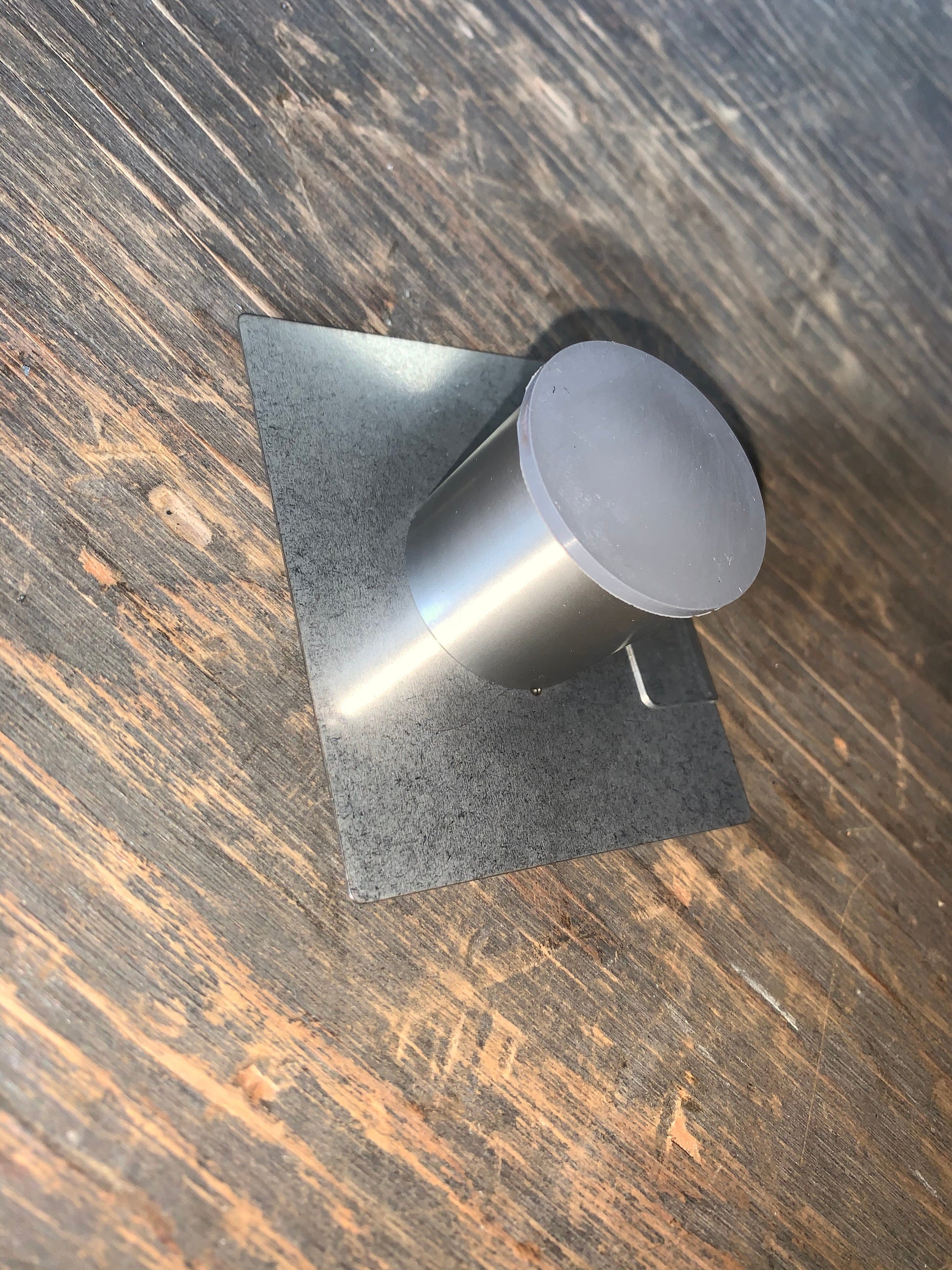 BBQ GURU Ceramic Adaptor for grills smokers and cookers, compatible with medium to XL ceramic grills.