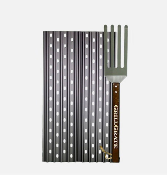 GrillGrate 18.5” Length Gift Set with interlocking panels and GrateTool for grilling perfection.
