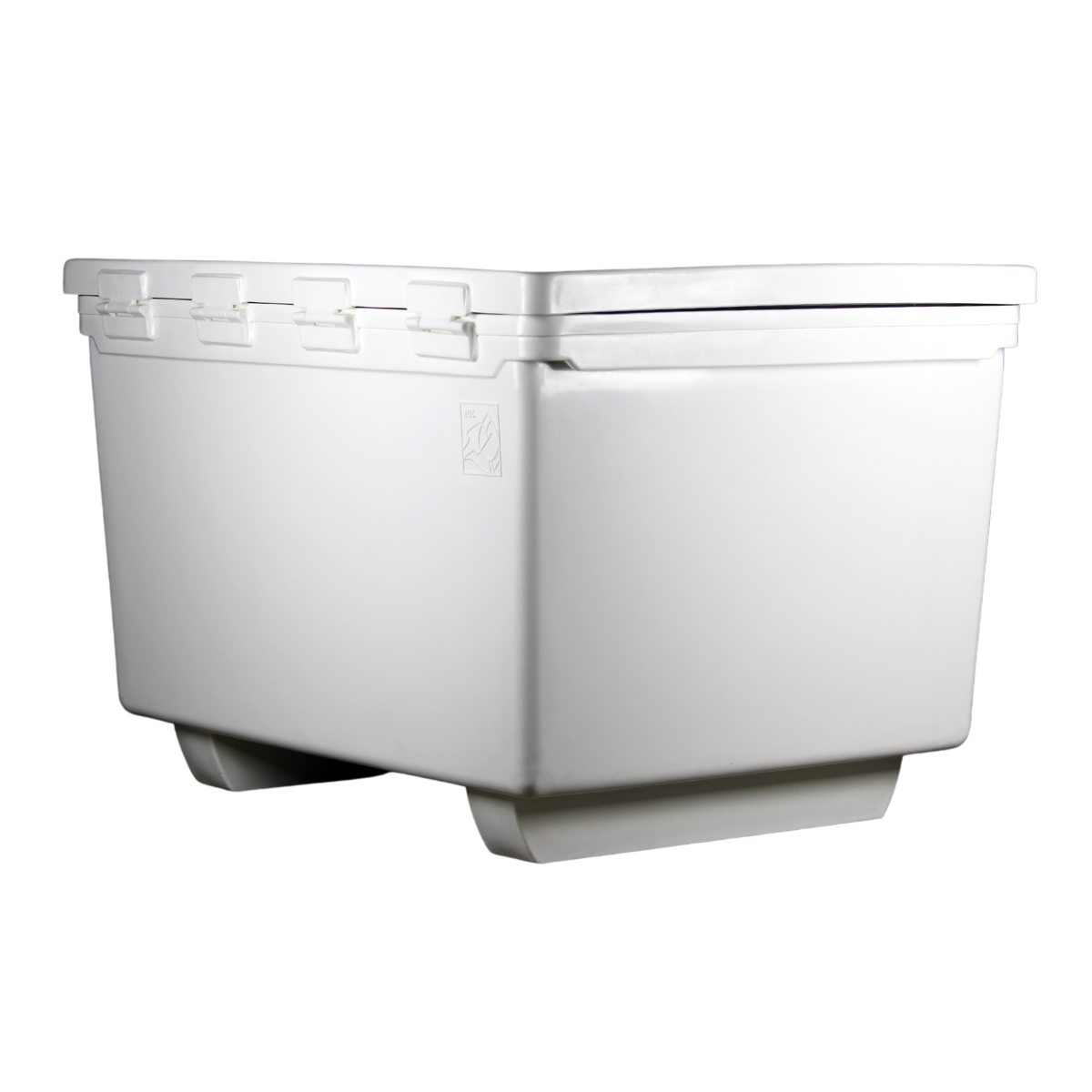 ICEY-TEK 600 Quart Cooler (FREE SHIPPING) designed for heavy-duty use, perfect for grills, smokers, and outdoor adventures.