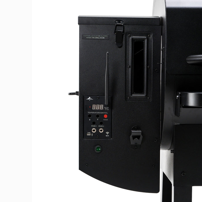 Green Mountain Grill Peak Prime 2.0 control panel for grilling with precision and temperature control.