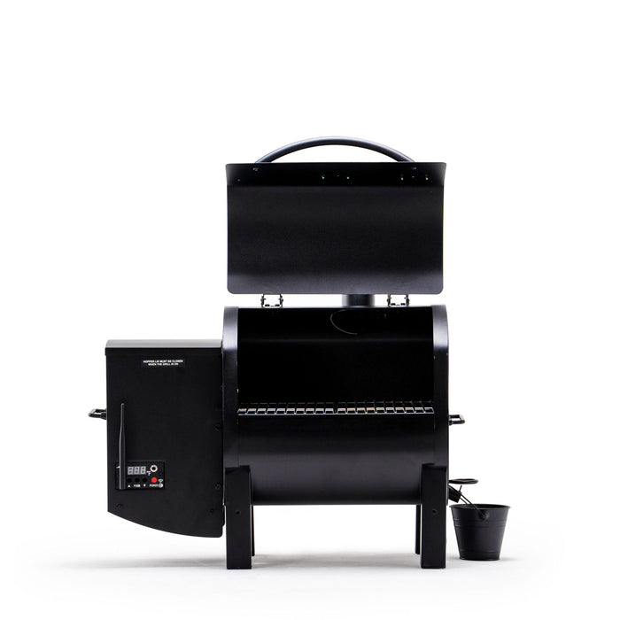 Green Mountain Grills TREK PRIME 2.0 pellet smoker with 12-V Direct Power for optimal grilling.