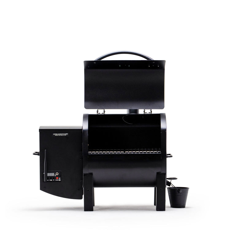 Green Mountain Grills TREK PRIME 2.0 pellet smoker with 12-V Direct Power for optimal grilling.