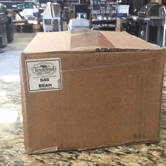Steaks 4 Sheepdogs Green Bean Seasoning packaging in a box for BBQ lovers, perfect for grilling and smoking.